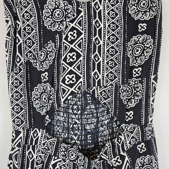 Hollister Geometric Cut Out Strapless Jumpsuit Size XS A1403 - Picture 3 of 12